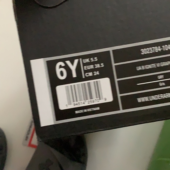 New under armour slides - size 38.5 - Picture 3 of 3